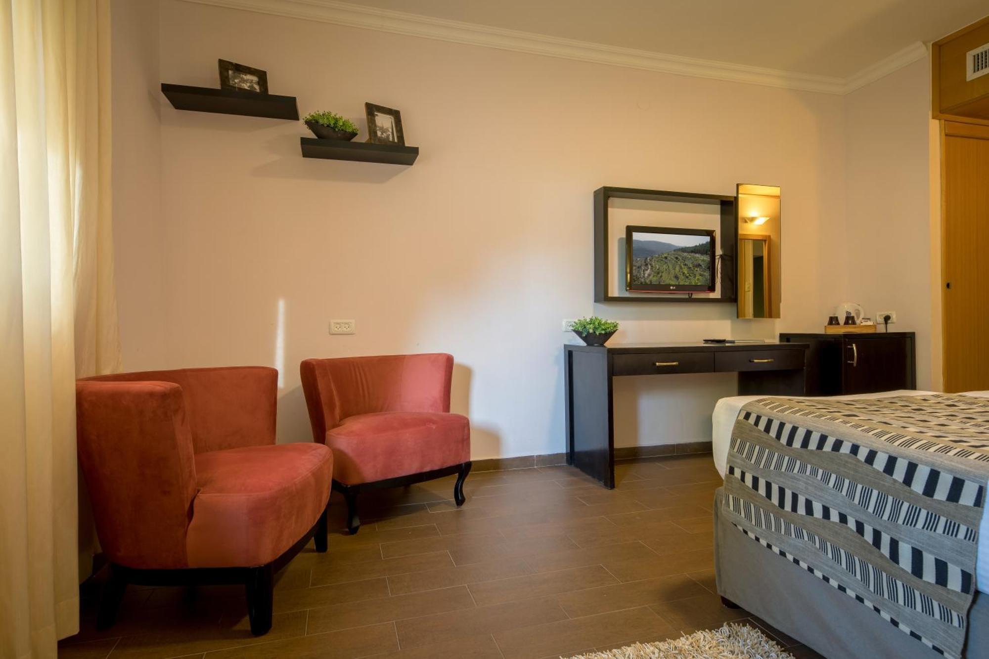 C Hotel Neve Ilan Ngoại thất bức ảnh