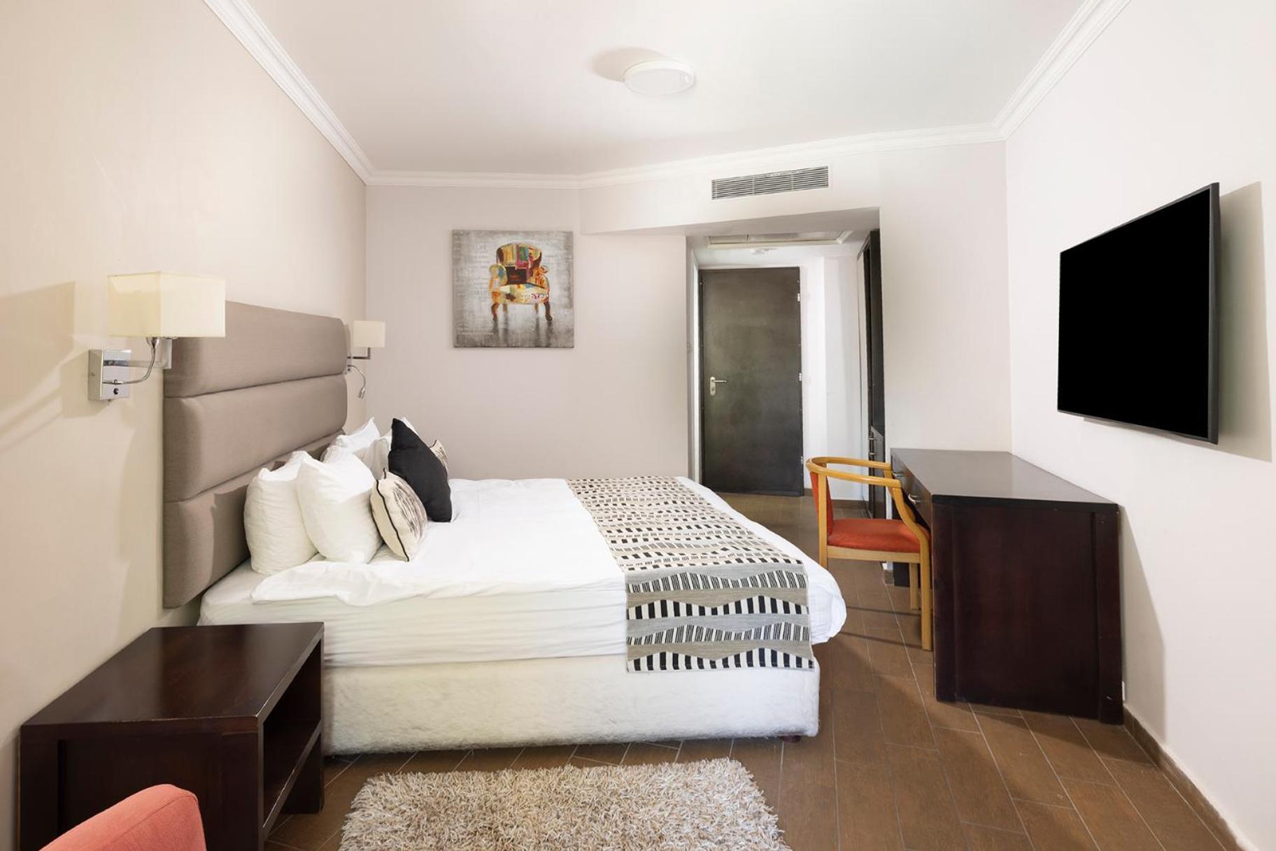 C Hotel Neve Ilan Ngoại thất bức ảnh